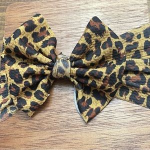 Leopard/cheetah bow headband